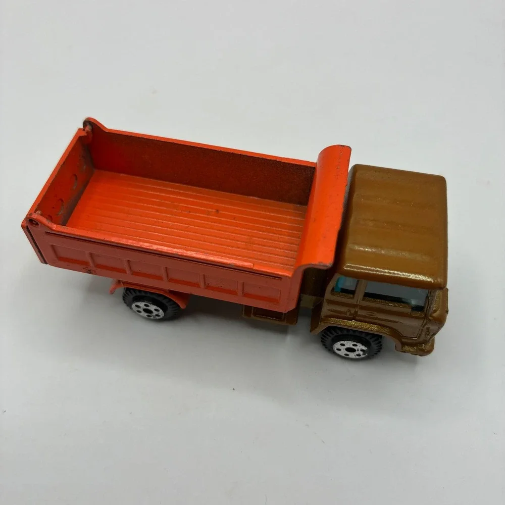 Vintage Yatming Diecast Dump Truck Brown Orange 1/64 Scale Construction Toy